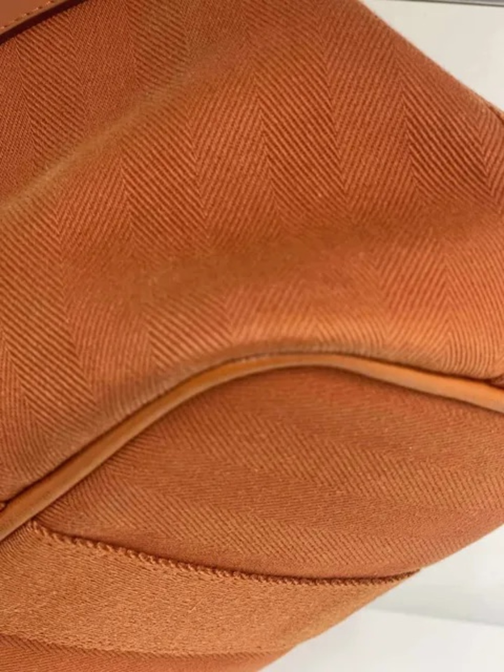 Hermès Toile Valparaiso PM handbag in orange canvas and leather. - Picture 8 of 10